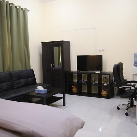 Luxury Private Studio Apartment Close To Airport Abu Dhabi Luaran gambar