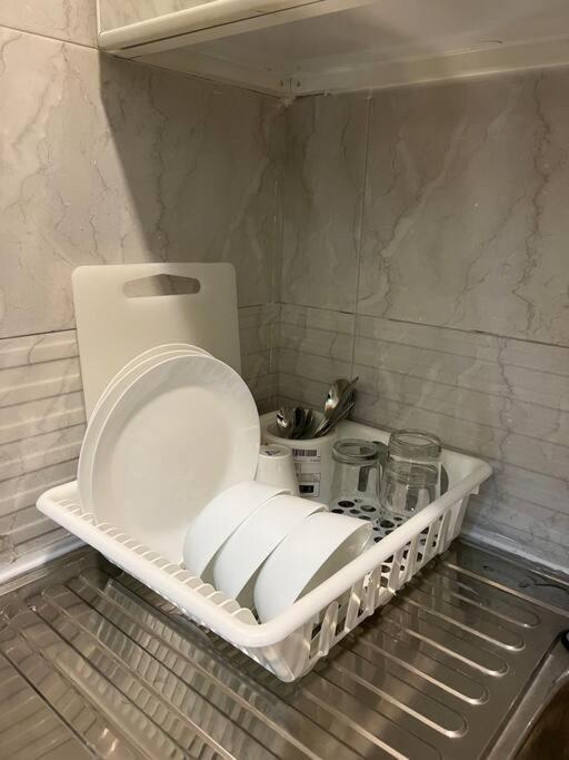 Luxury Private Studio Apartment Close To Airport Abu Dhabi Luaran gambar