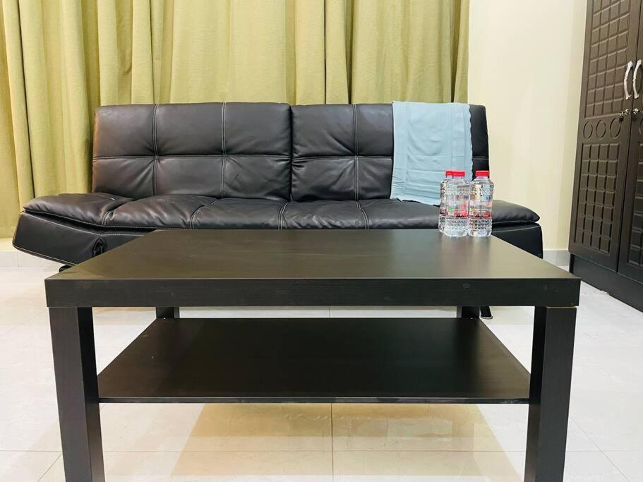 Luxury Private Studio Apartment Close To Airport Abu Dhabi Luaran gambar